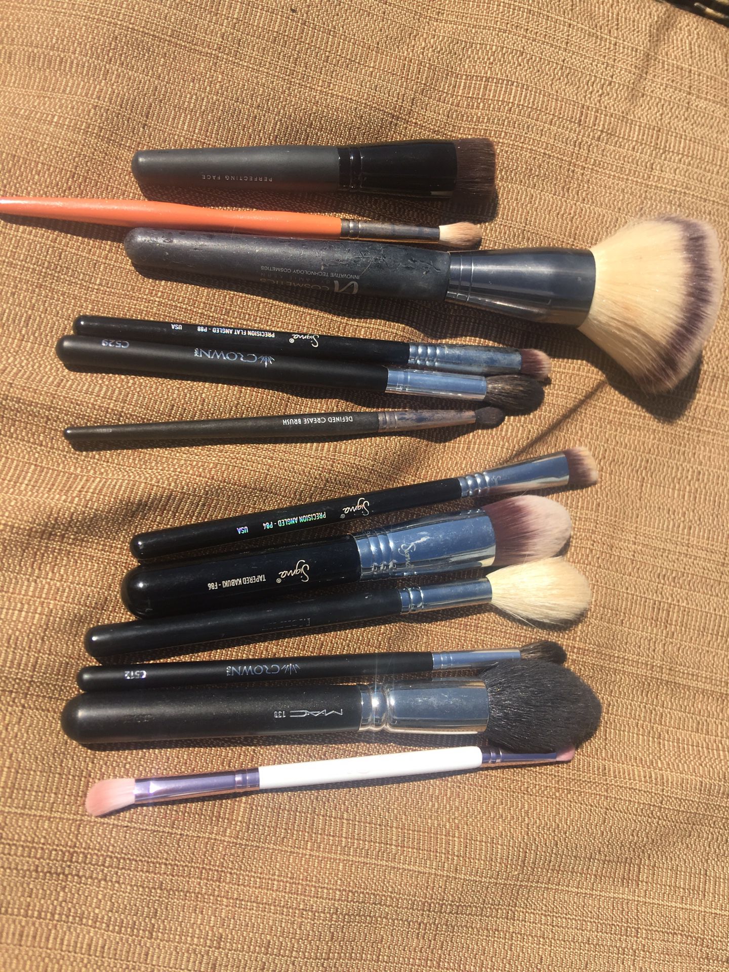 Used makeup brushes