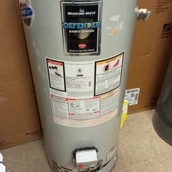 🔥🔥🔥 HOT WATER TANKS BRAND New Scratch And Dent Never Used Available Today 