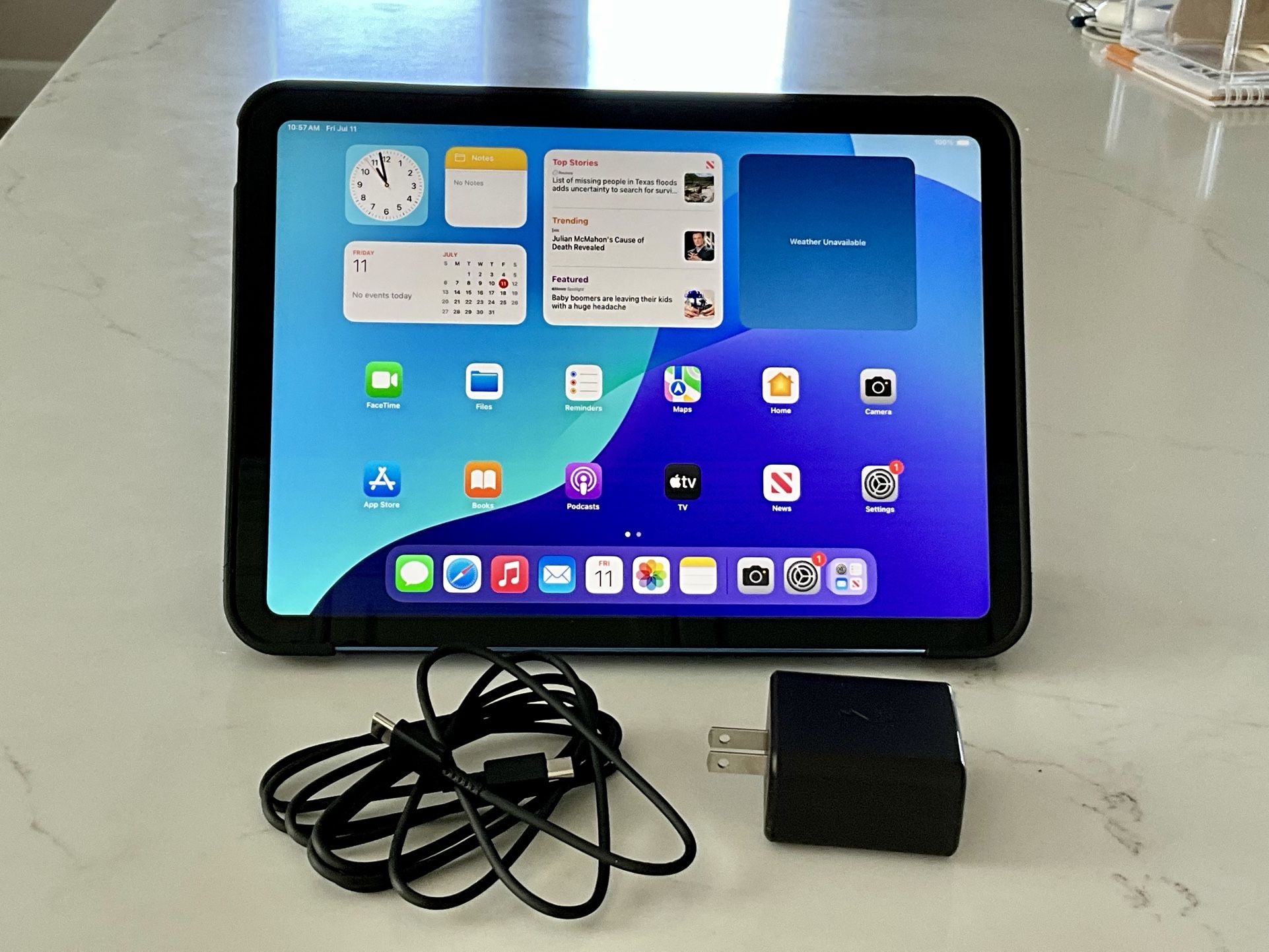 iPad 10th generation 256gb - Mint Condition