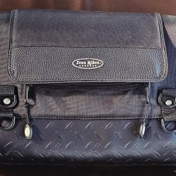 Item Details


Item details

Specifications

Warranty

Warnings
Dowco's Iron Rider Motorcycle Luggage System (MLS) adapts to needs of you the rider. 