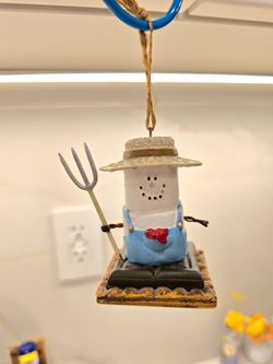 Original S'mores Farmer Marshmallow Ornament 2006
