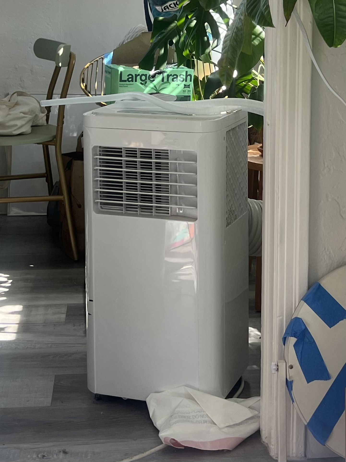 Standing AC unit