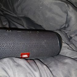 JBL Flip 5 Speaker