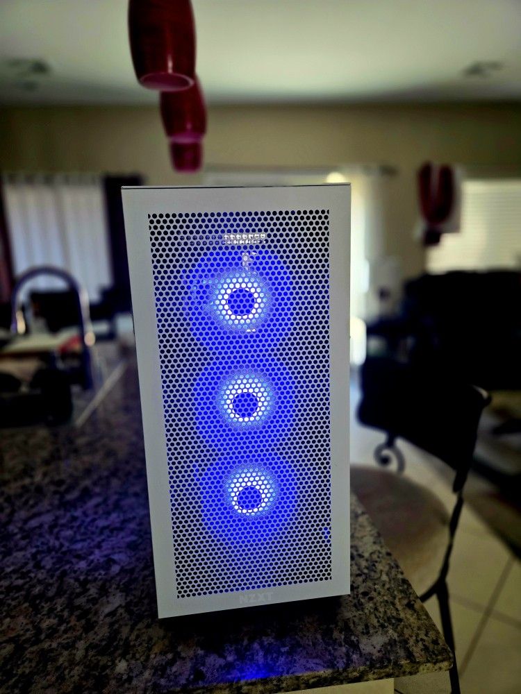 Brand NEW GTA 6 Ready PC RTX 3070 32GB RAM $680 obo