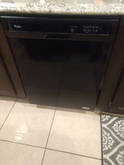 Whirlpool dishwasher like new