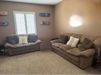 Super Comfortable Brown Microfiber Sofa and Loveseat Set
