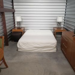 Queen Mattress And Box Spring 