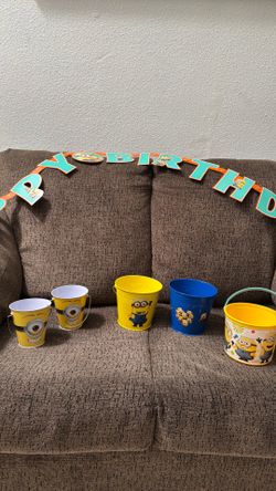 Minion party supplies