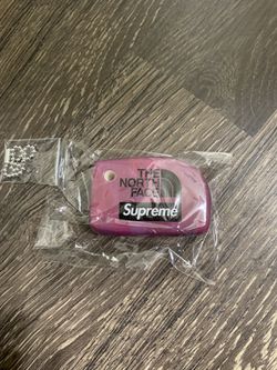 Supreme x The North Face Floating Keychain - MultiColor