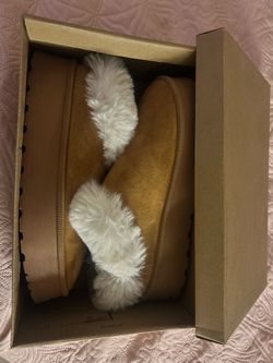 Scuff slippers (brown, size 9)