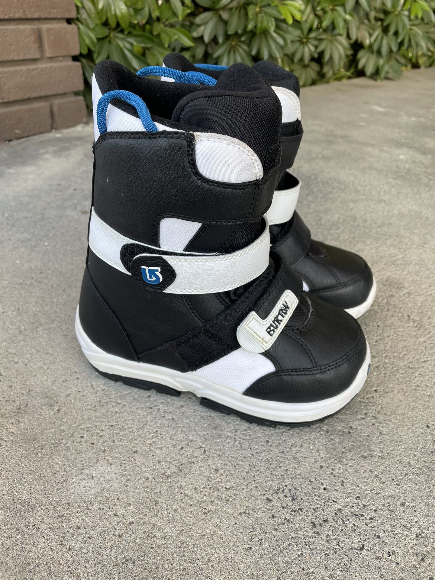 Burton junior kids boys girls snowboard boots kid waterproof snow boots size 3