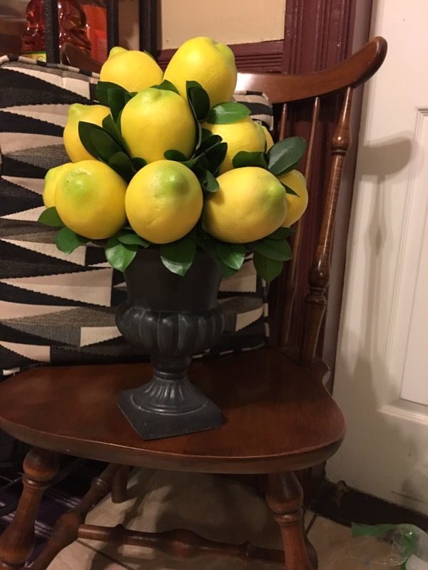 Lemon decoration
