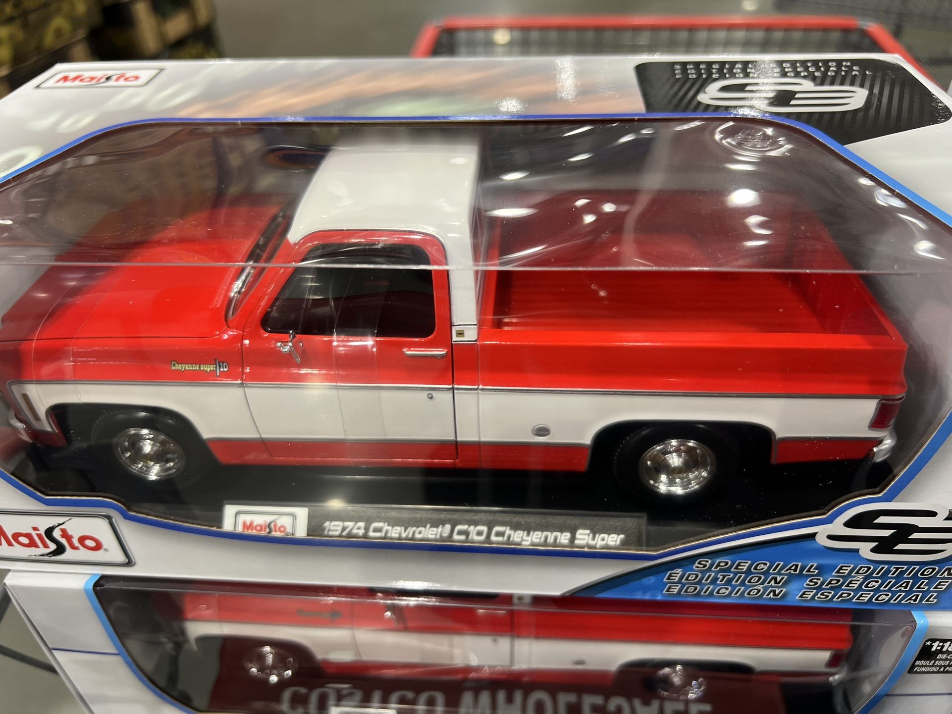 Toy Chevy 1974 C10 Toy Car 1/18 New