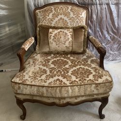 1950’s VINTAGE FRENCH STLYE DAMASK ARM CHAIR