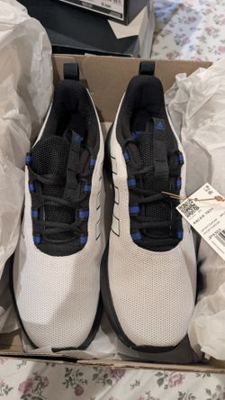 Adidas Size 9 men with box. New.