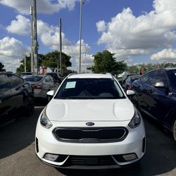 2017 Kia Niro LX