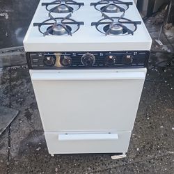 Has Stove 20 Inches 