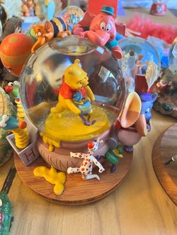 Disney Winnie the Pooh Heffalumps and Woozles Musical Snow Globe