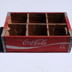 Rare Vintage 2 Liter Coca Cola Crate