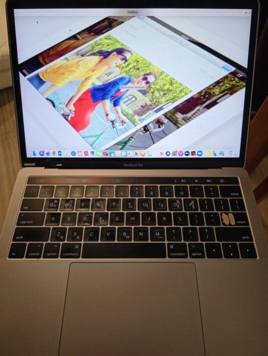 MacBookPro-Air TouchBar