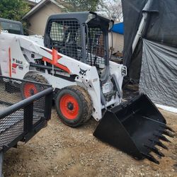 Bobcat S550 2-attatchments