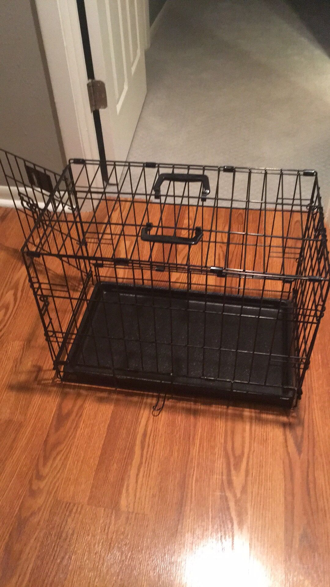 Small pets crate (16x22x13)