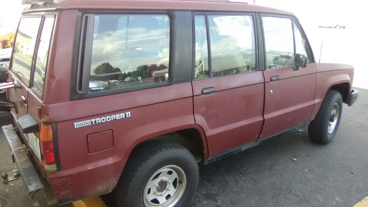 1988 Isuzu Trooper II