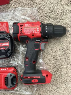 CRAFTSMAN 1/2-in 20-volt Variable Speed Cordless Hammer Drill 1 . Without Batteries and Charger