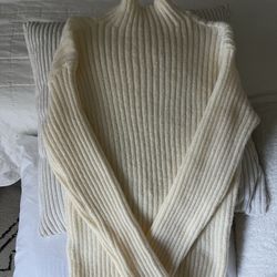 Ivory Sweater 