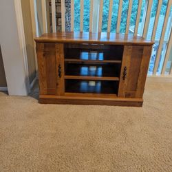 Corner TV Stand In Great Condition