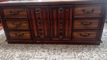 🔥 9 DRAWER DRESSER