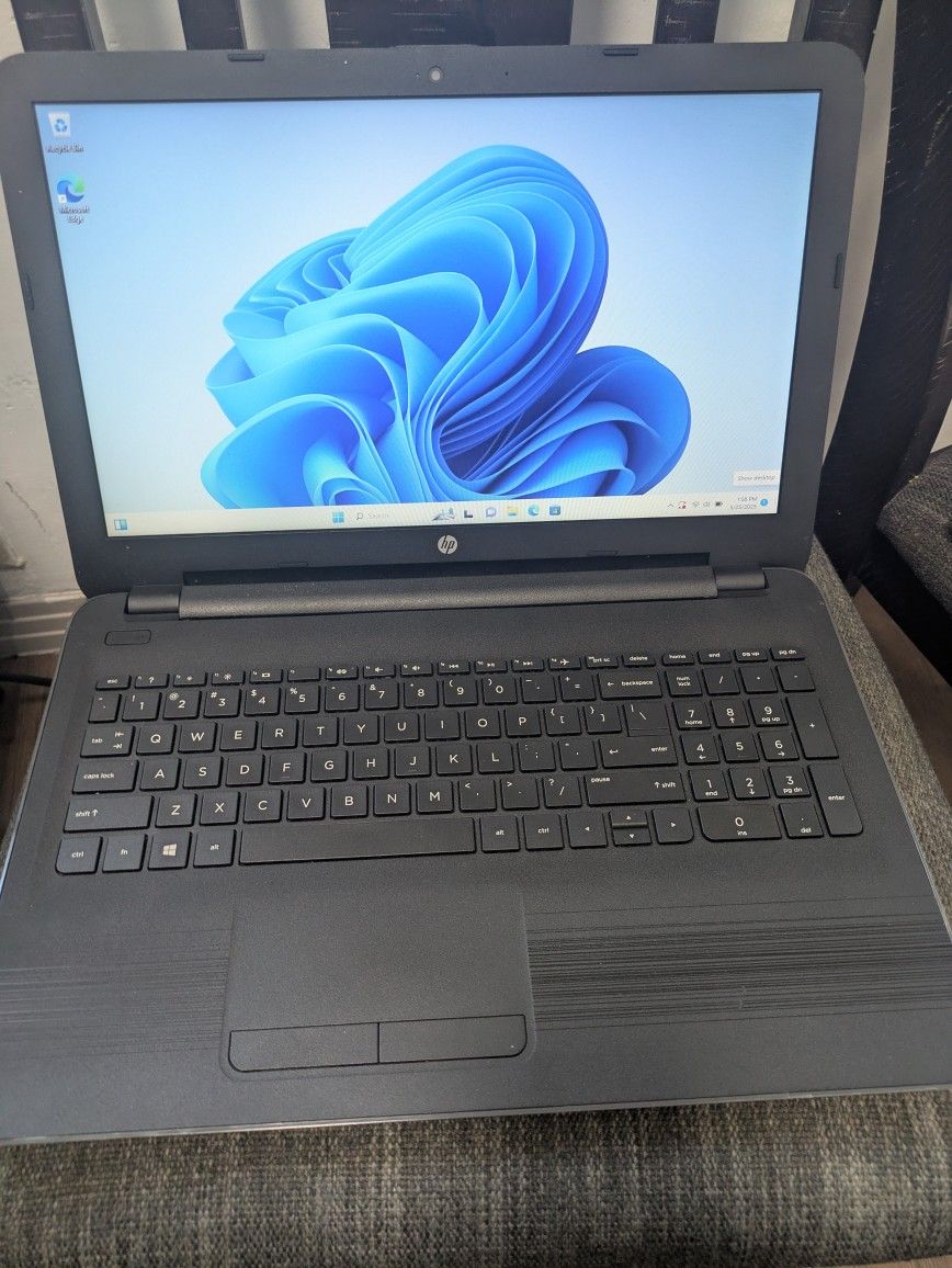 HP LAPTOP COMPUTER  FAST 500GB HDD WINDOWS 11 AND OFFICE 2021