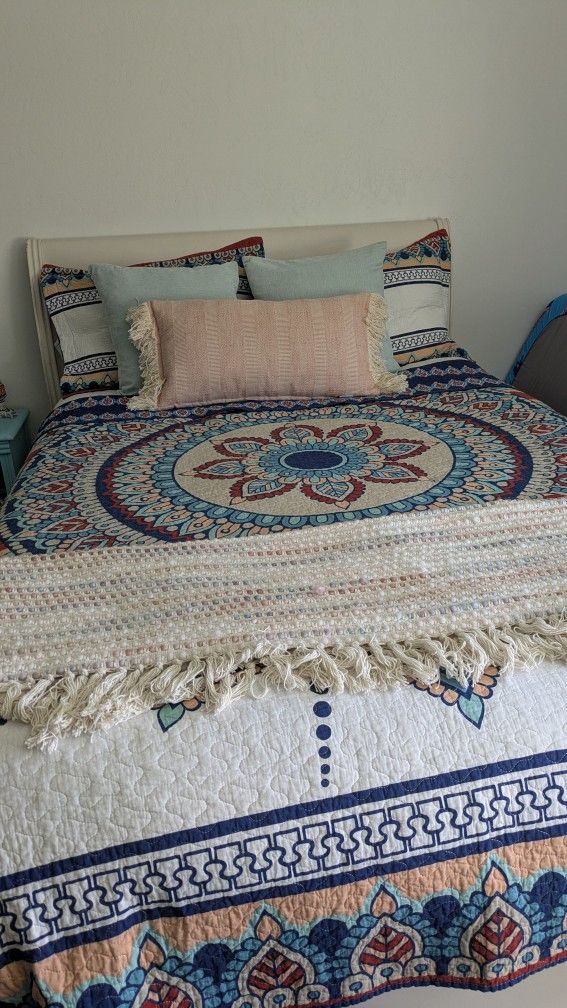 Full Size Bed $150 MPU
