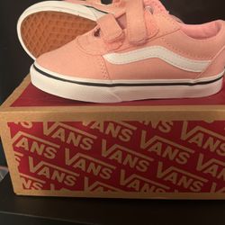 New In box Toddler Size Vans Pink 