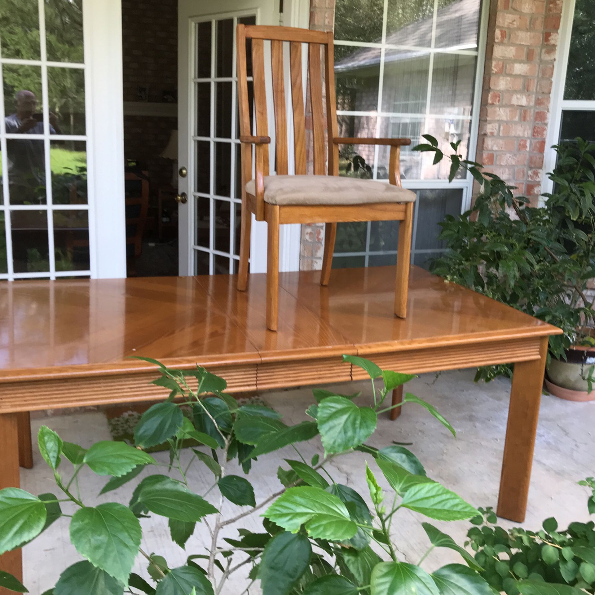 Dining Table , Extendable, With 4 Solid Wood Chairs