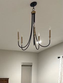 5-Light  Candelabra Chandelier and Table Lamp