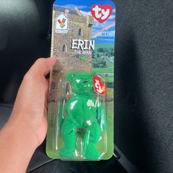 Erin the beanie bear RARE GREAT CONDITION NOT TOUCHED