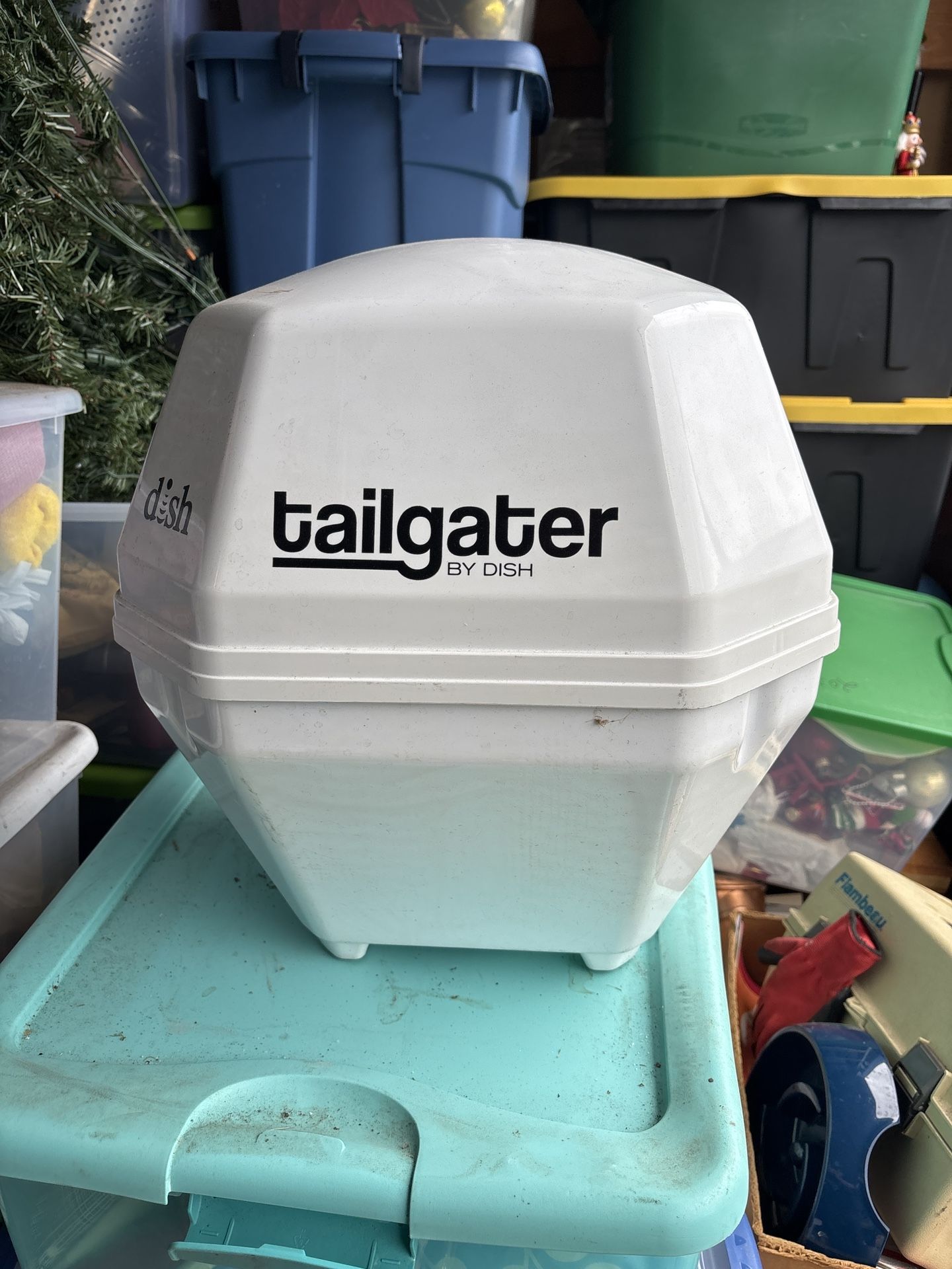 📡 Dish Tailgater Portable Satellite Antenna – Great for RVs & Tailgating!