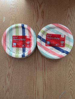 New Up&Up Heavy Duty Paper Plates Seasonal Edition 80ct Microwavable size 6 7/8”