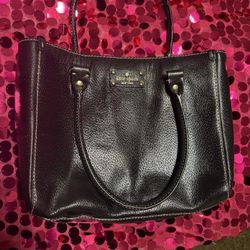Black Kate spade purse