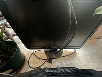 Free for parts computer monitor