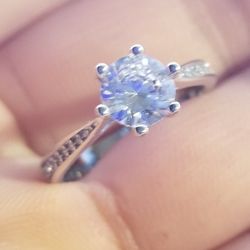 Gorgeous Women's Classic round Cut 6 Pong Size 8