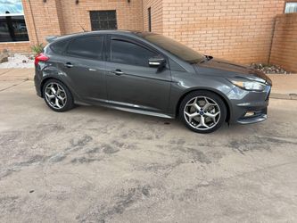 2017 Ford Focus ST