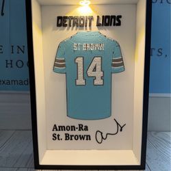 Detroit Lions Amon-Ra St. Brown inspired(LED LIGHT OPTION) custom desktop jersey display 3d printed