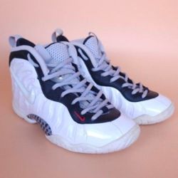 Nike Little Posite Pro White Size 4.5Y