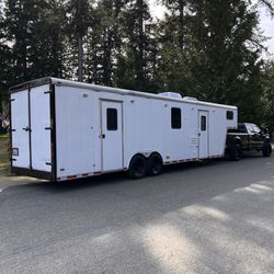 Pace American 36ft Toy Hauler 