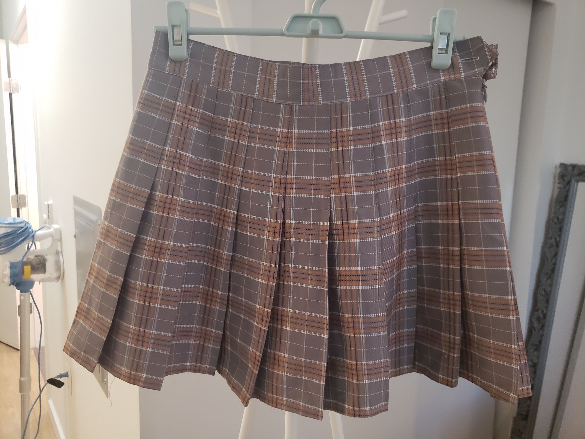 Short Skirts
