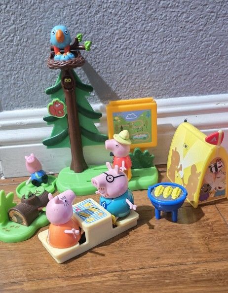 Peppa Pig Forest Set with 4 figures