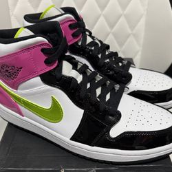 Jordan 1 Mid Cyber Active Fuchsia Size 10.5 