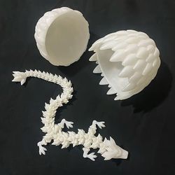 3D Printed Dragon Figurine with UV Reactive Gradient